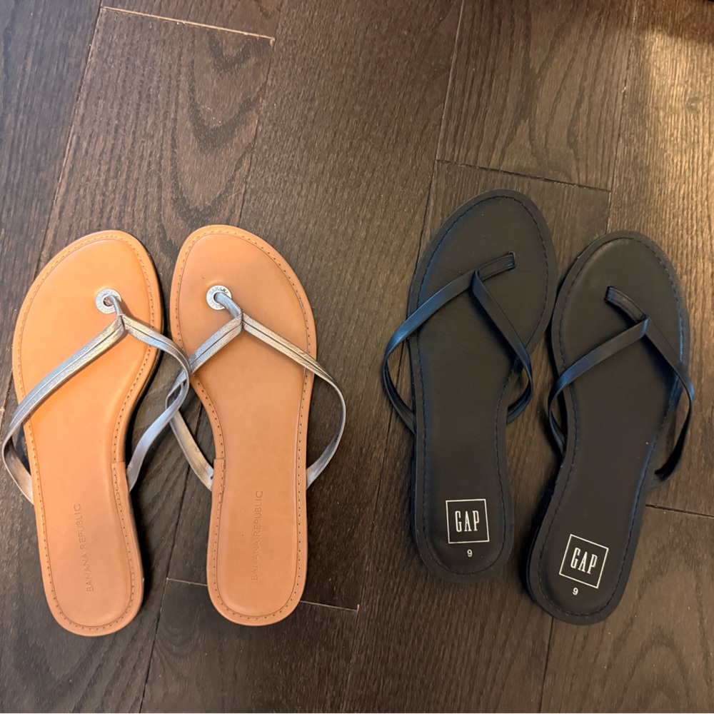 Banana Republic Silver and Tan Sandals